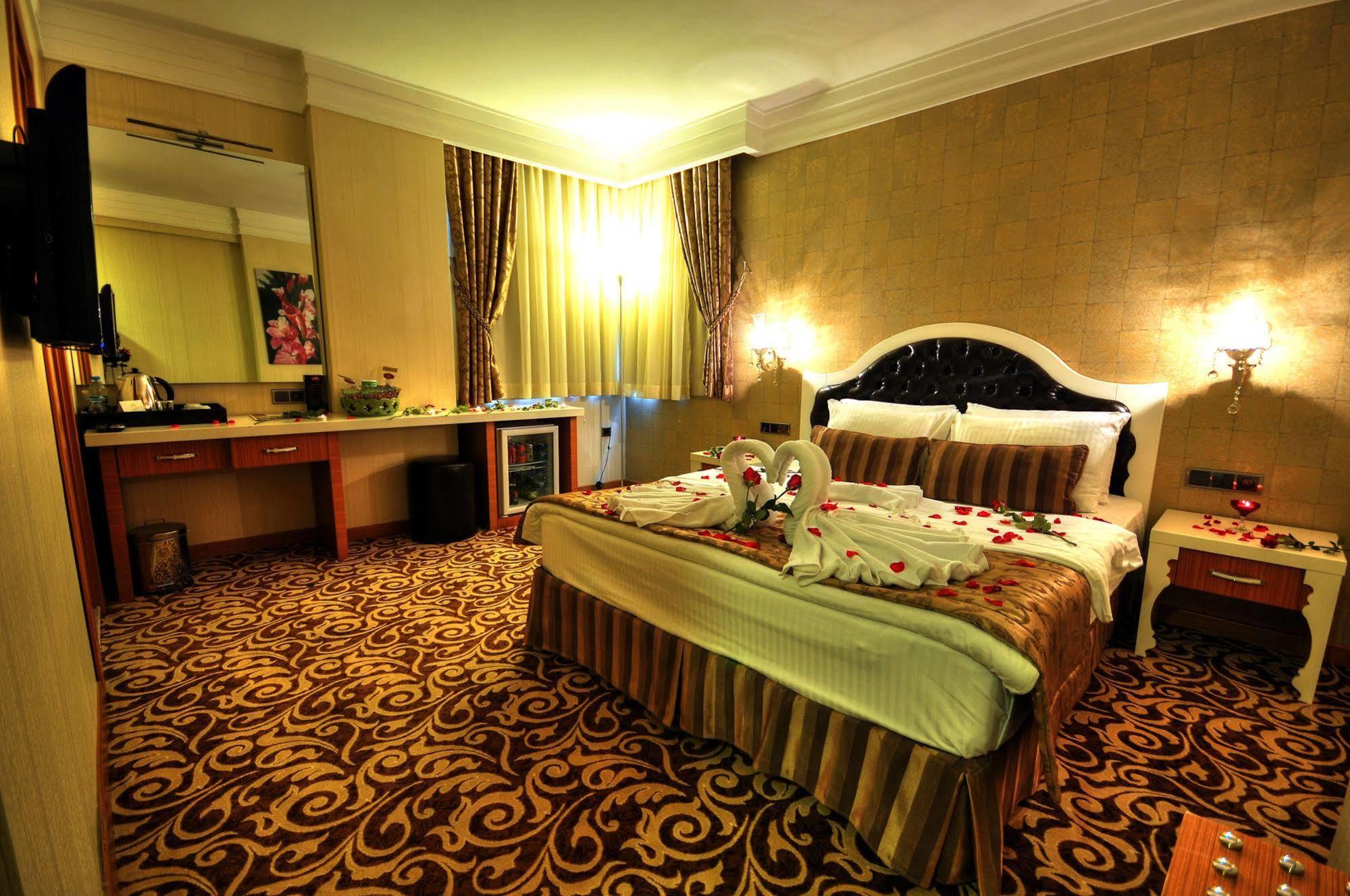 Golden Deluxe Hotel Adana Exterior foto